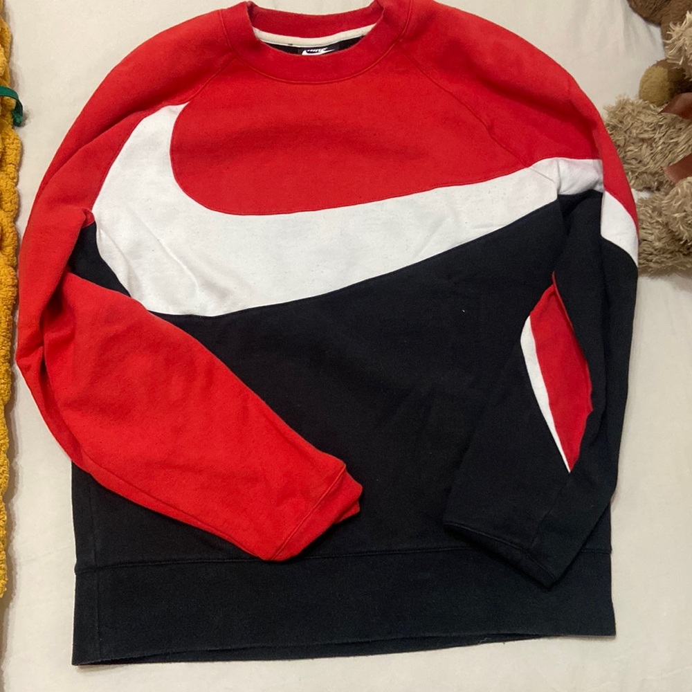 Nike crewneck (: